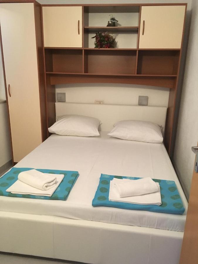 Apartments By The Sea Promajna, Makarska - 2673 Kültér fotó