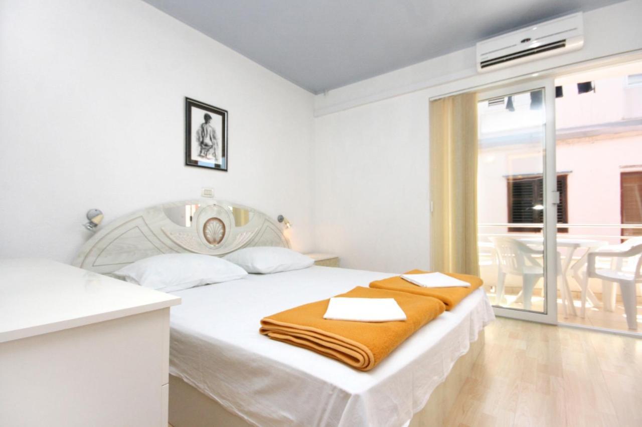 Apartments By The Sea Promajna, Makarska - 2673 Kültér fotó
