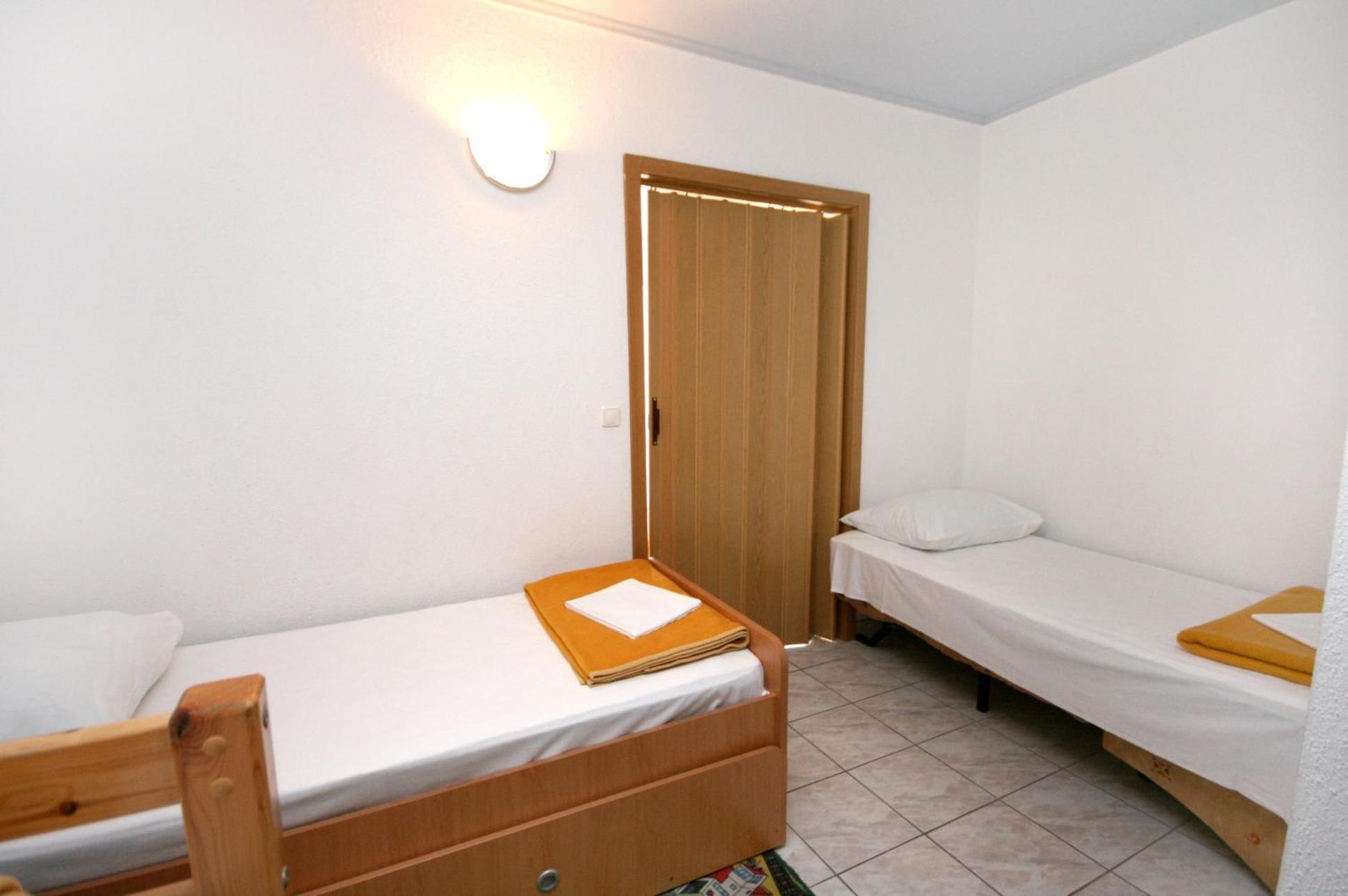 Apartments By The Sea Promajna, Makarska - 2673 Szoba fotó