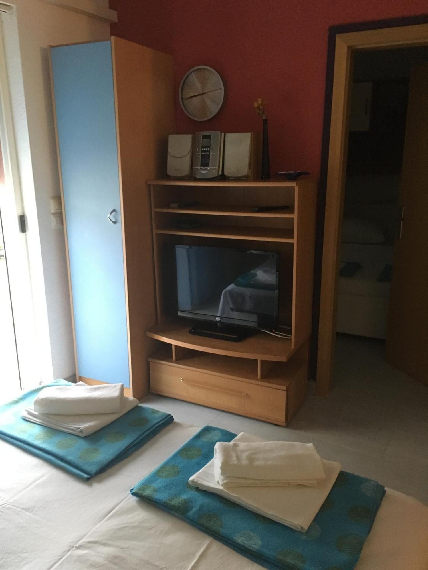 Apartments By The Sea Promajna, Makarska - 2673 Szoba fotó
